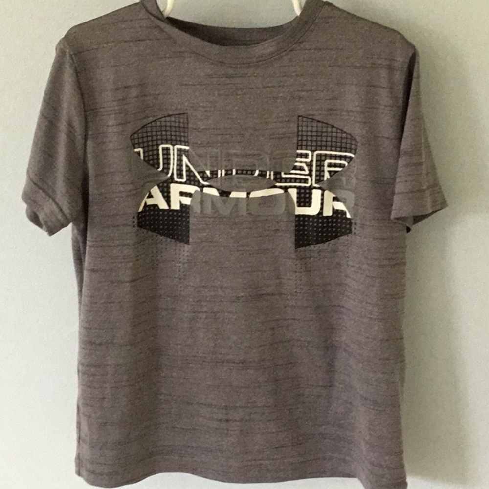 Under Armour t-shirt